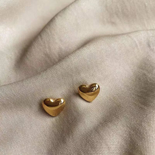 Paris Mini Heart Earrings